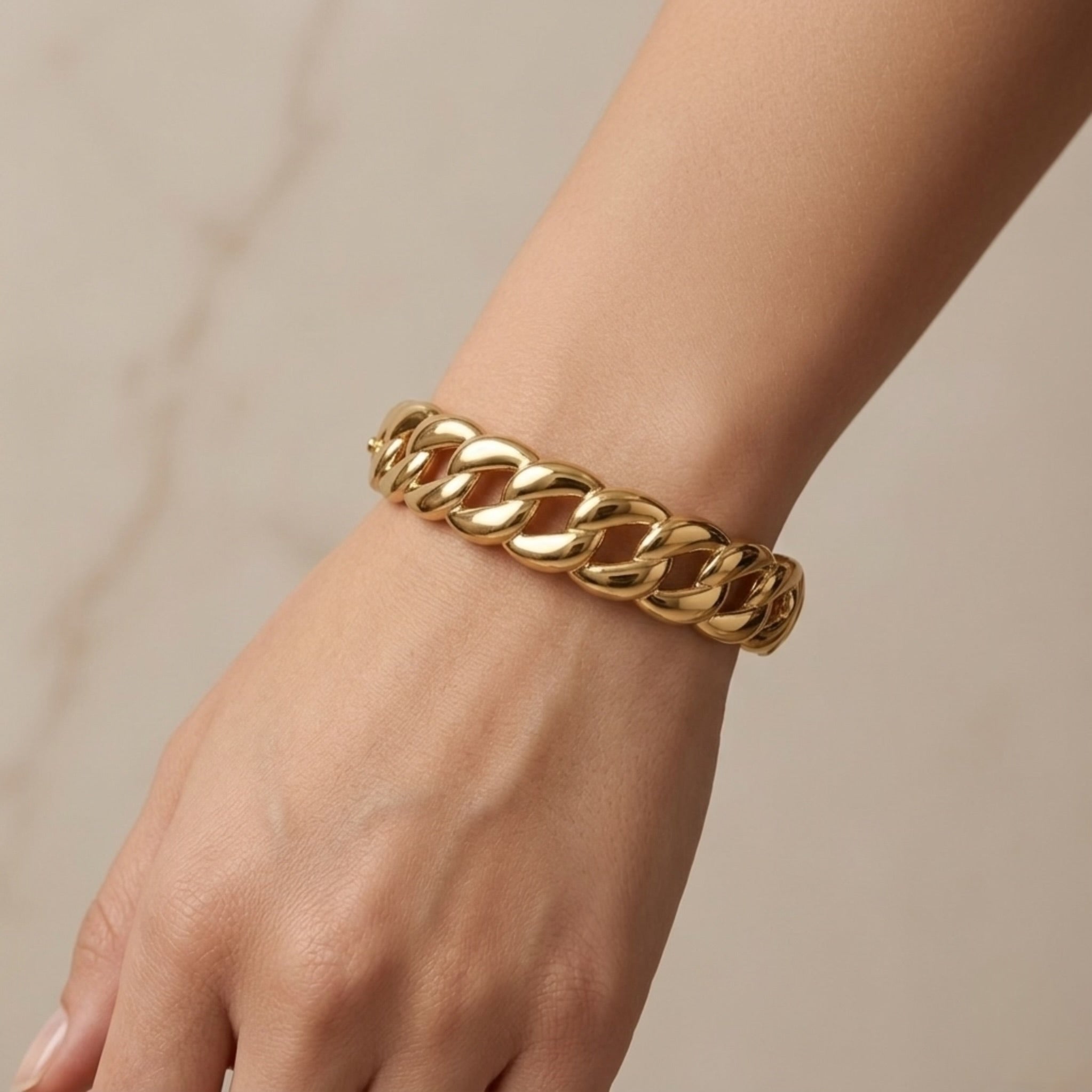 Bracelet Jonc "Chaîne Gourmette" – Éclat Doré Lisse