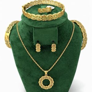 Sofia Royale - bijou femme dore en acier inoxydable Maison Zayna