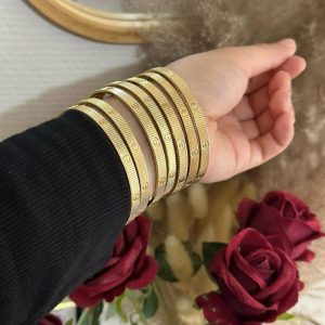 Sertla Royale "Graphique" - bijou femme dore en acier inoxydable Maison Zayna