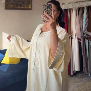 Caftan Yakouta brodé pour femme – Manches longues, 3 couleurs